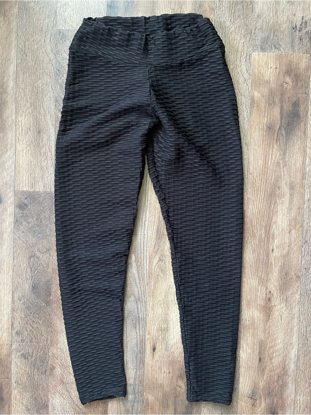 Source Unknown Black Textured High-Rise Leggings